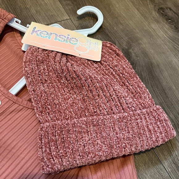 Kenzie Crop Top & Matching Hat Size 14 New - Picture 3 of 4